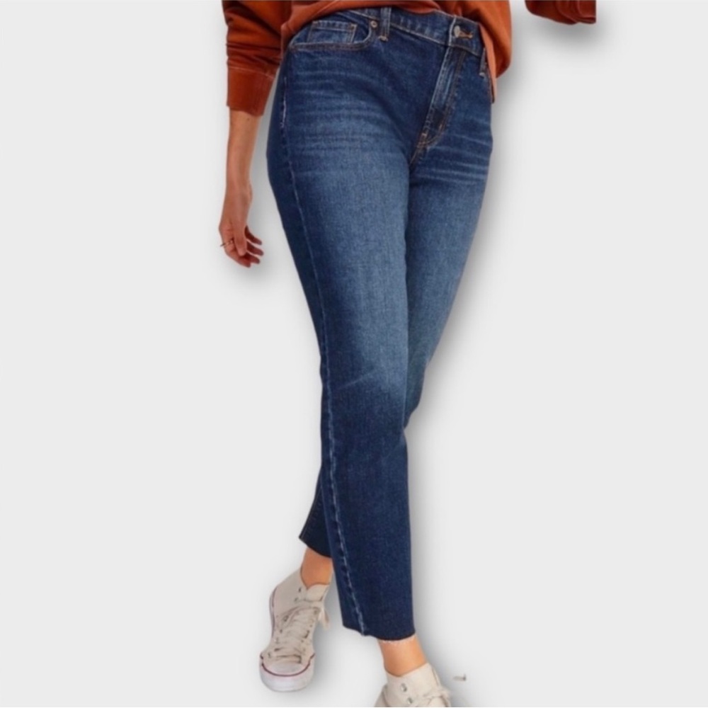 Old Navy Mid Rise Boyfriend Jeans Raw Hem Reese‎ Size 16 Dark Wash Casual Chic